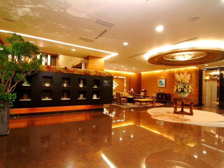 โฮเต็ล คิงส์ทาวน์ Hotel เกาสง ภายนอก รูปภาพ