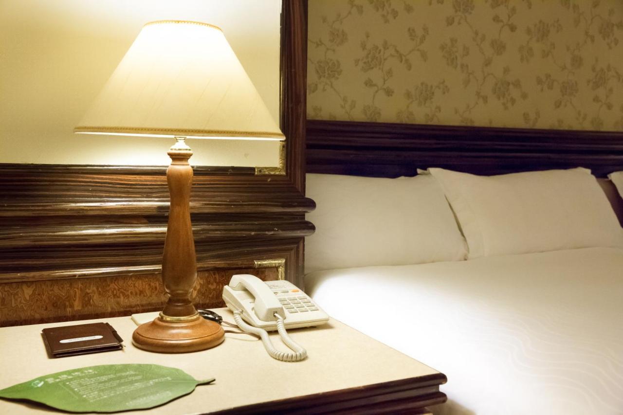 โฮเต็ล คิงส์ทาวน์ Hotel เกาสง ภายนอก รูปภาพ