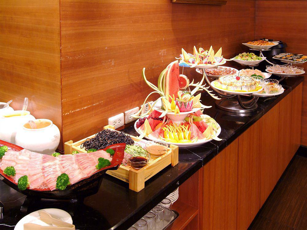 โฮเต็ล คิงส์ทาวน์ Hotel เกาสง ภายนอก รูปภาพ
